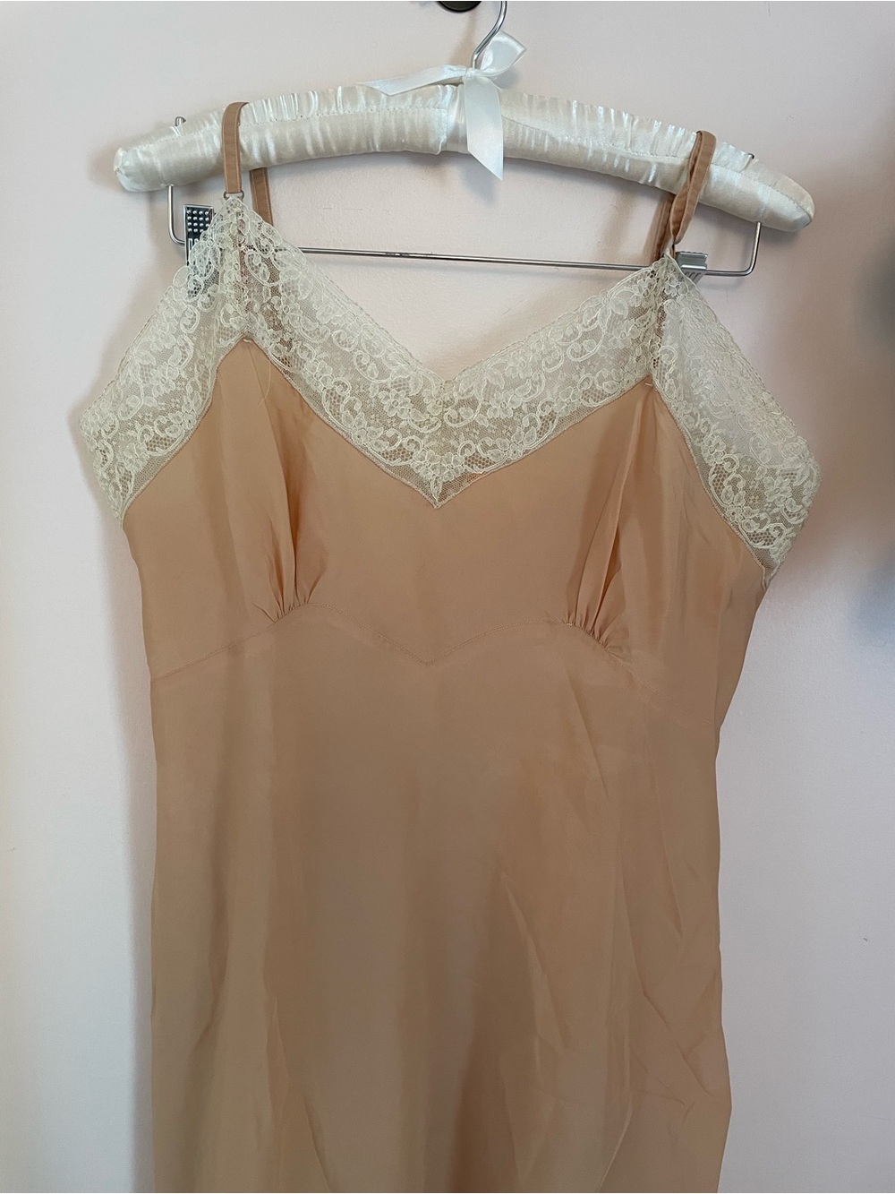 1940s Crepelon by Fantasy Lingerie Swishy Full Slip Dress with Cream Lace TrimXL